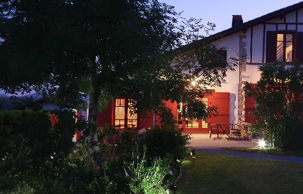 Bed and Breakfast La Ferme D'Ika San Juan de Luz Exterior foto